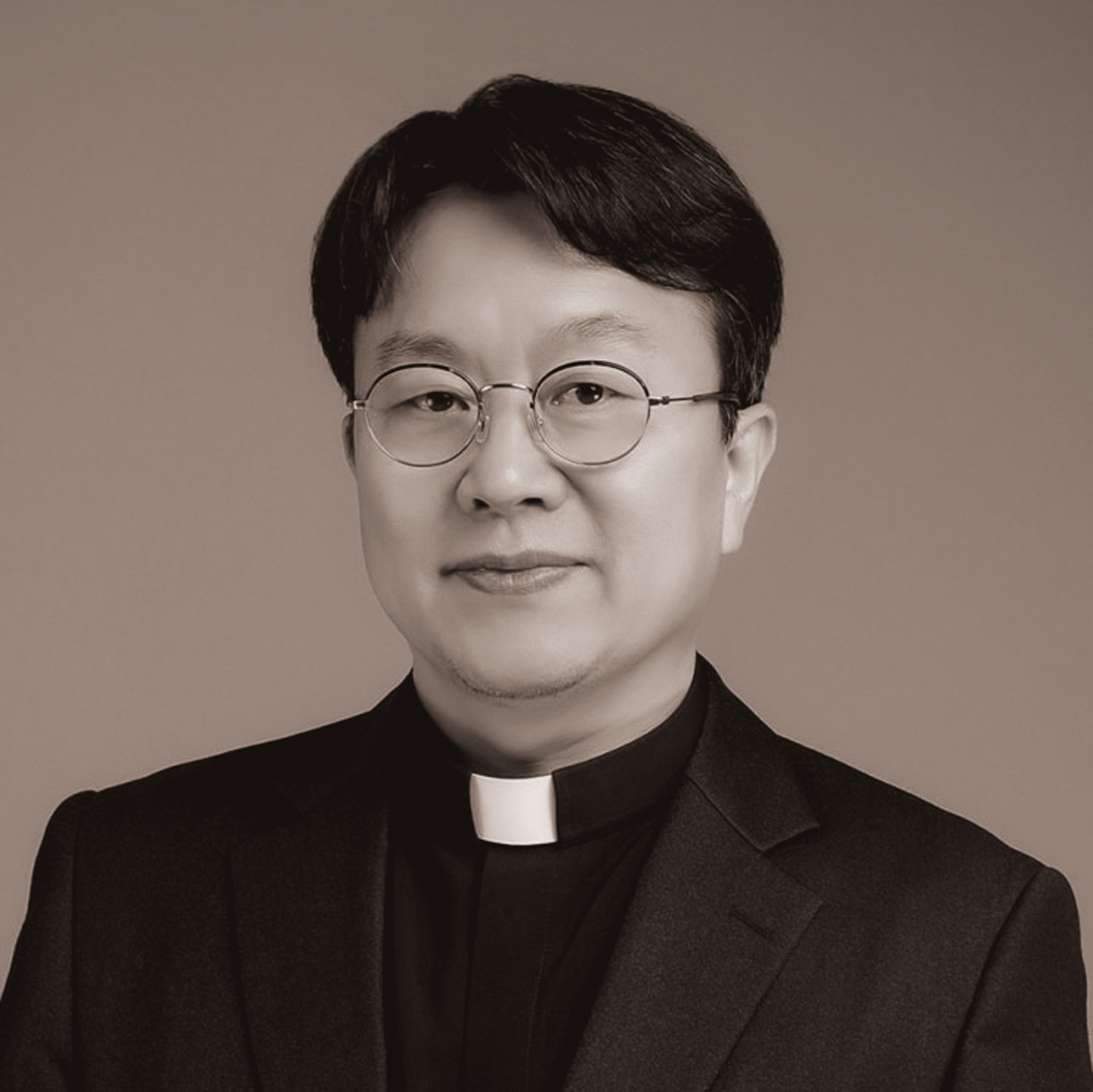 https://aseaccu.asia/wp-content/uploads/2025/09/Portrait-edit-2.jpg